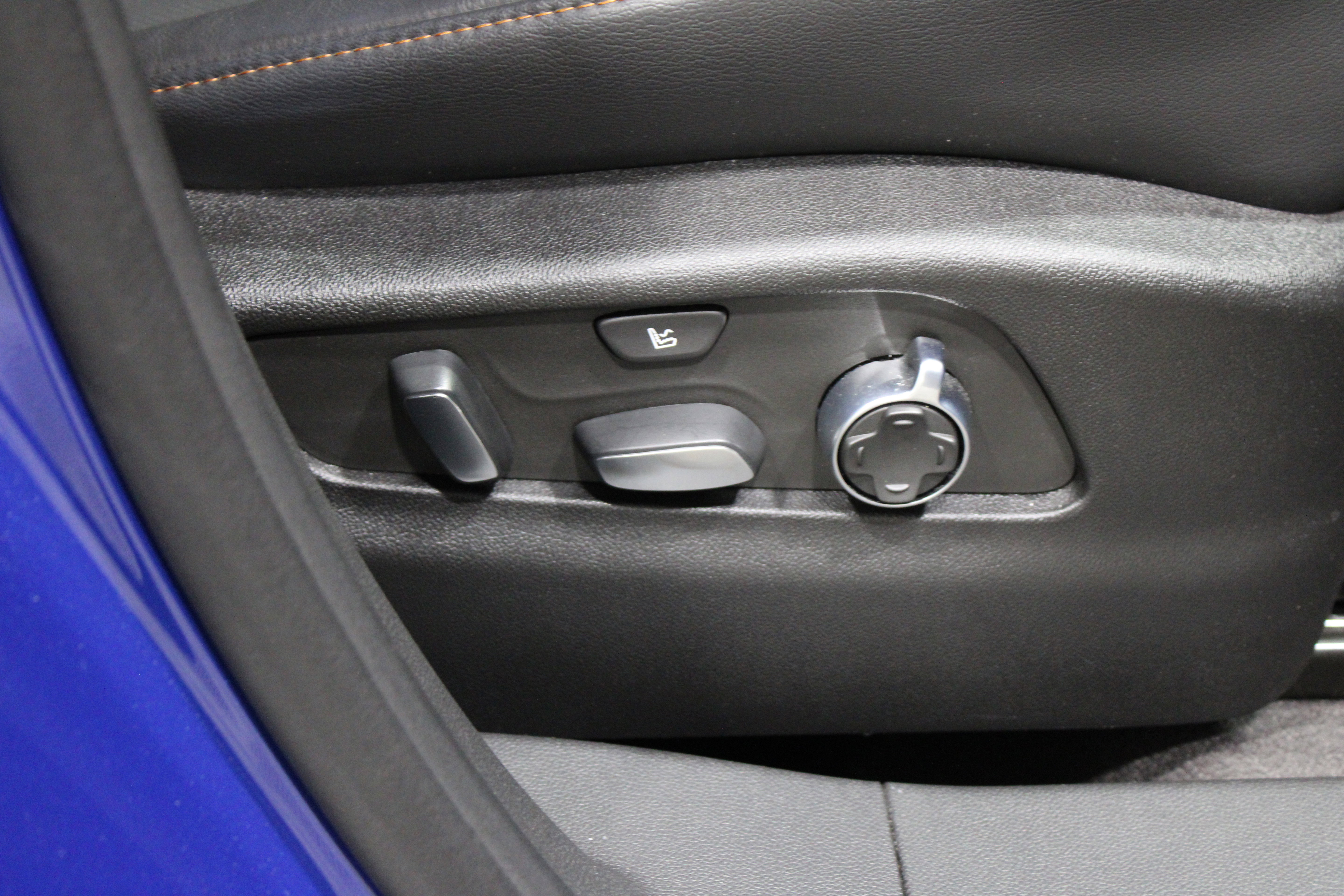 Certified 2023 Cadillac XT4 Sport image 27