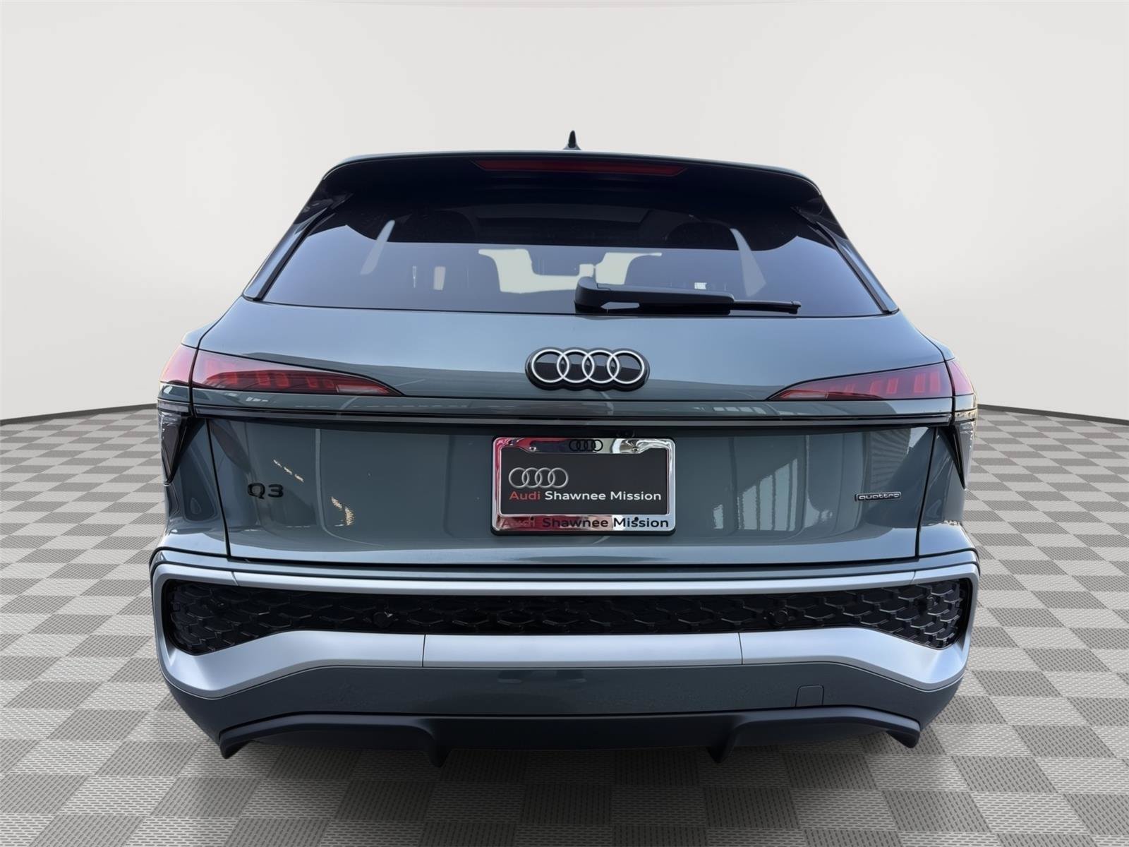 New 2026 Audi Q3 quattro 2.0T AWD/4WD image 4