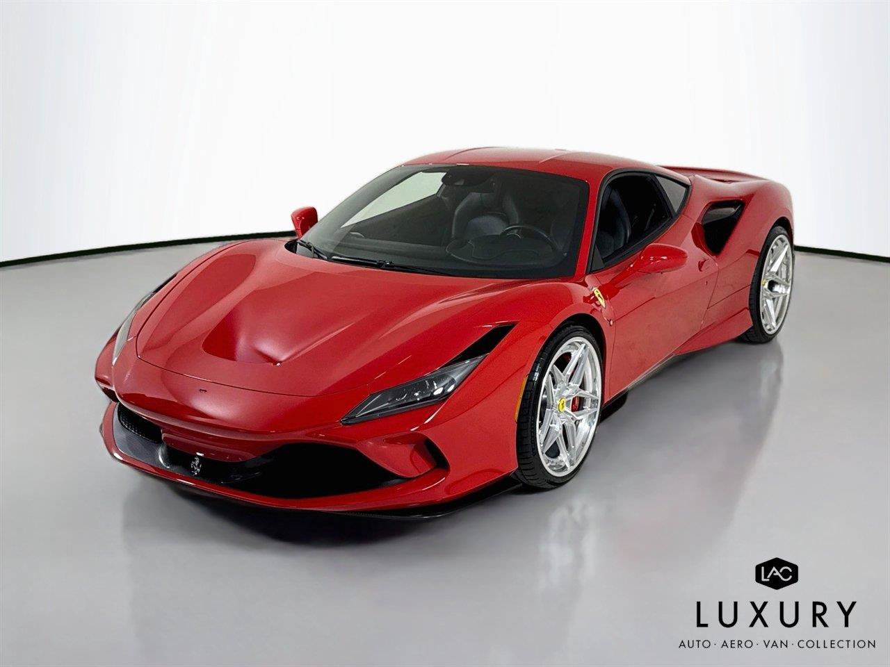 Used 2021 Ferrari F8 Tributo RWD image 3