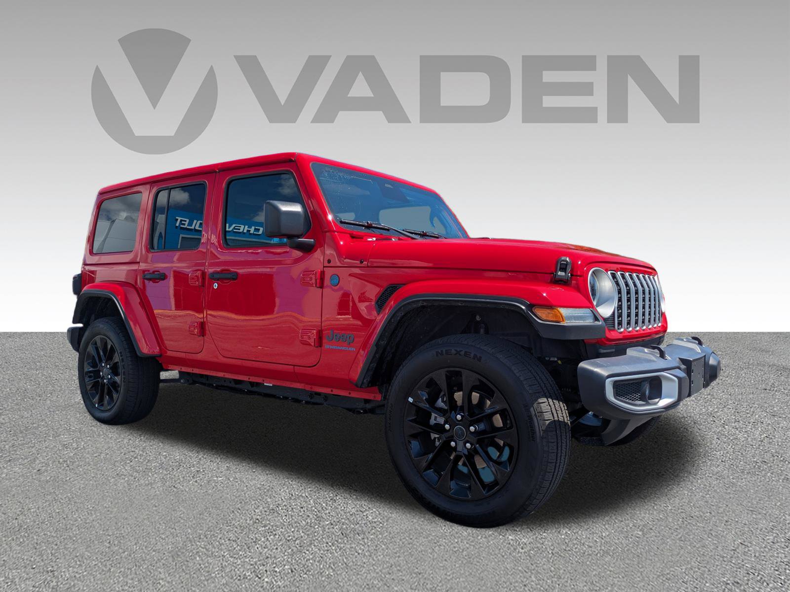 Used 2025 Jeep Wrangler Sahara w/ Safety Group image 3