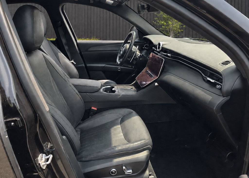 Used 2023 Maserati Grecale GT AWD/4WD image 5
