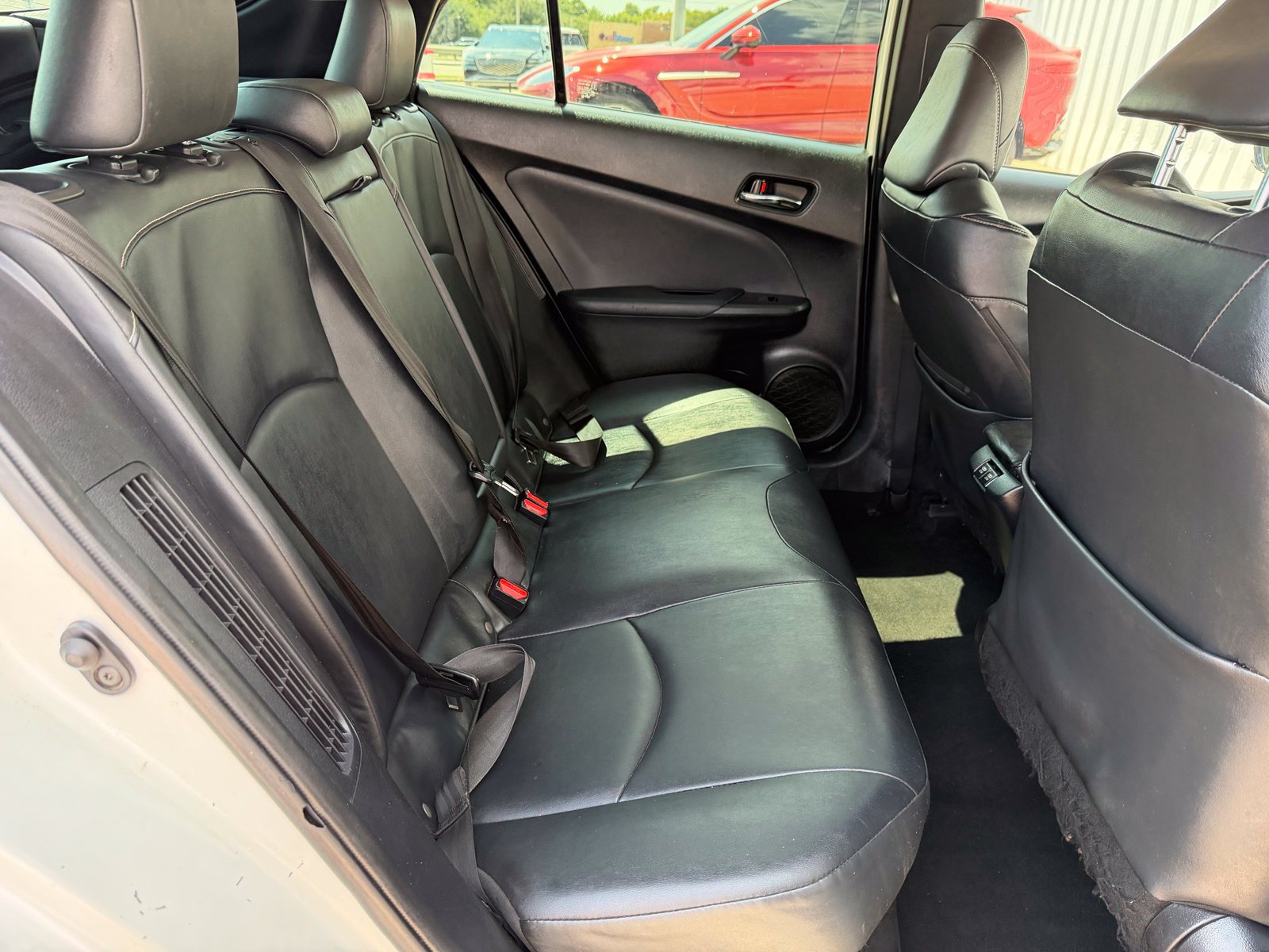 Used 2020 Toyota Prius Prime Limited FWD image 21