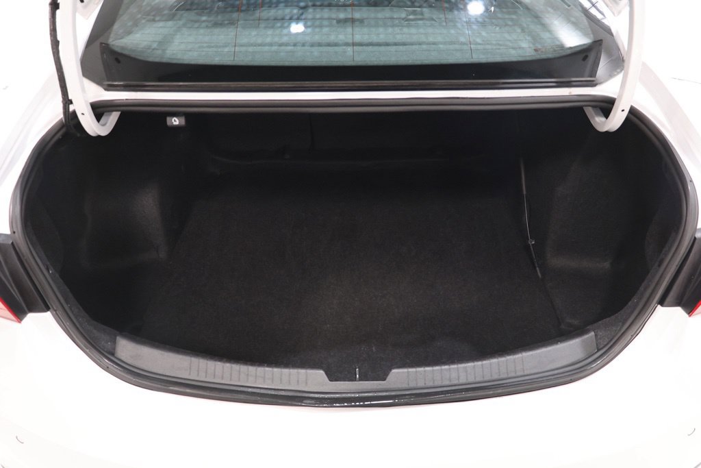 Used 2024 Chevrolet Malibu LT FWD image 29