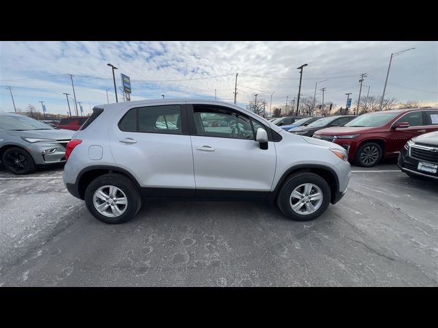 Certified 2020 Chevrolet Trax LS image 9