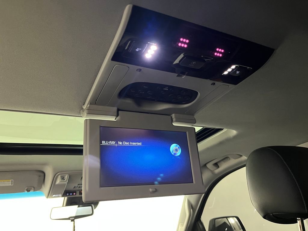 Used 2020 Cadillac Escalade Premium Luxury image 29