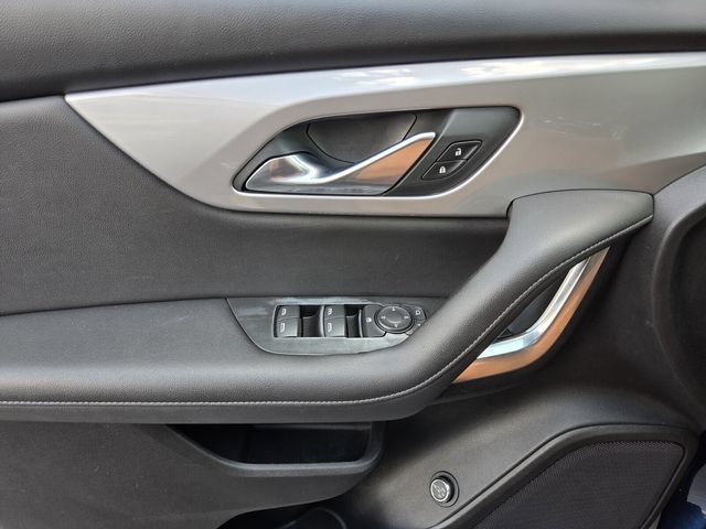 Used 2022 Chevrolet Blazer LT FWD image 19