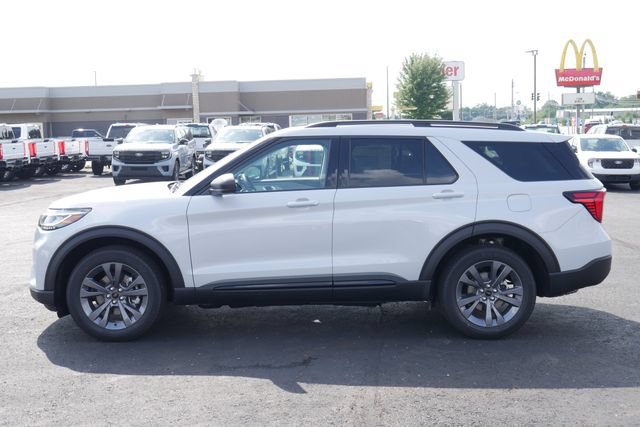 New 2026 Ford Explorer Active w/ Active Comfort Package AWD/4WD image 10