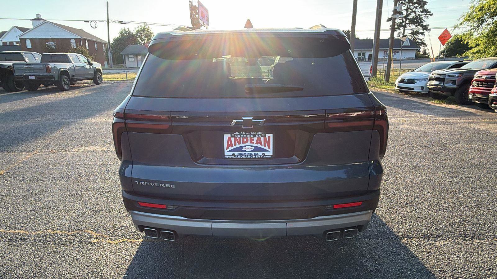 New 2026 Chevrolet Traverse LT FWD image 30