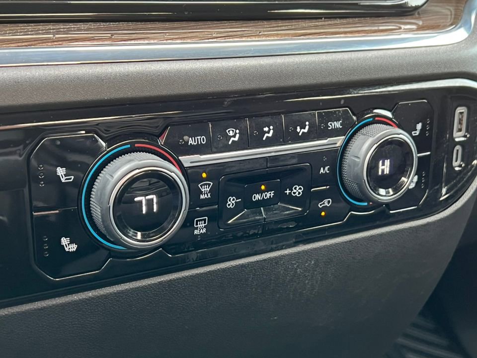 Used 2024 Chevrolet Silverado 1500 LT image 25