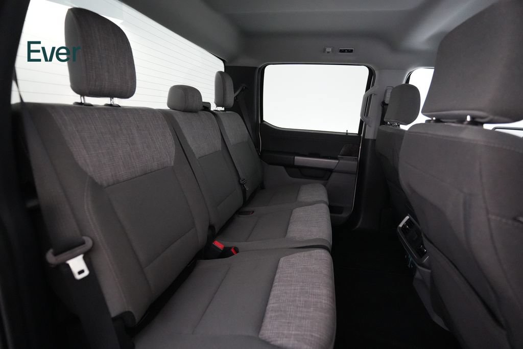 Used 2023 Ford F150 Lightning XLT AWD/4WD image 5