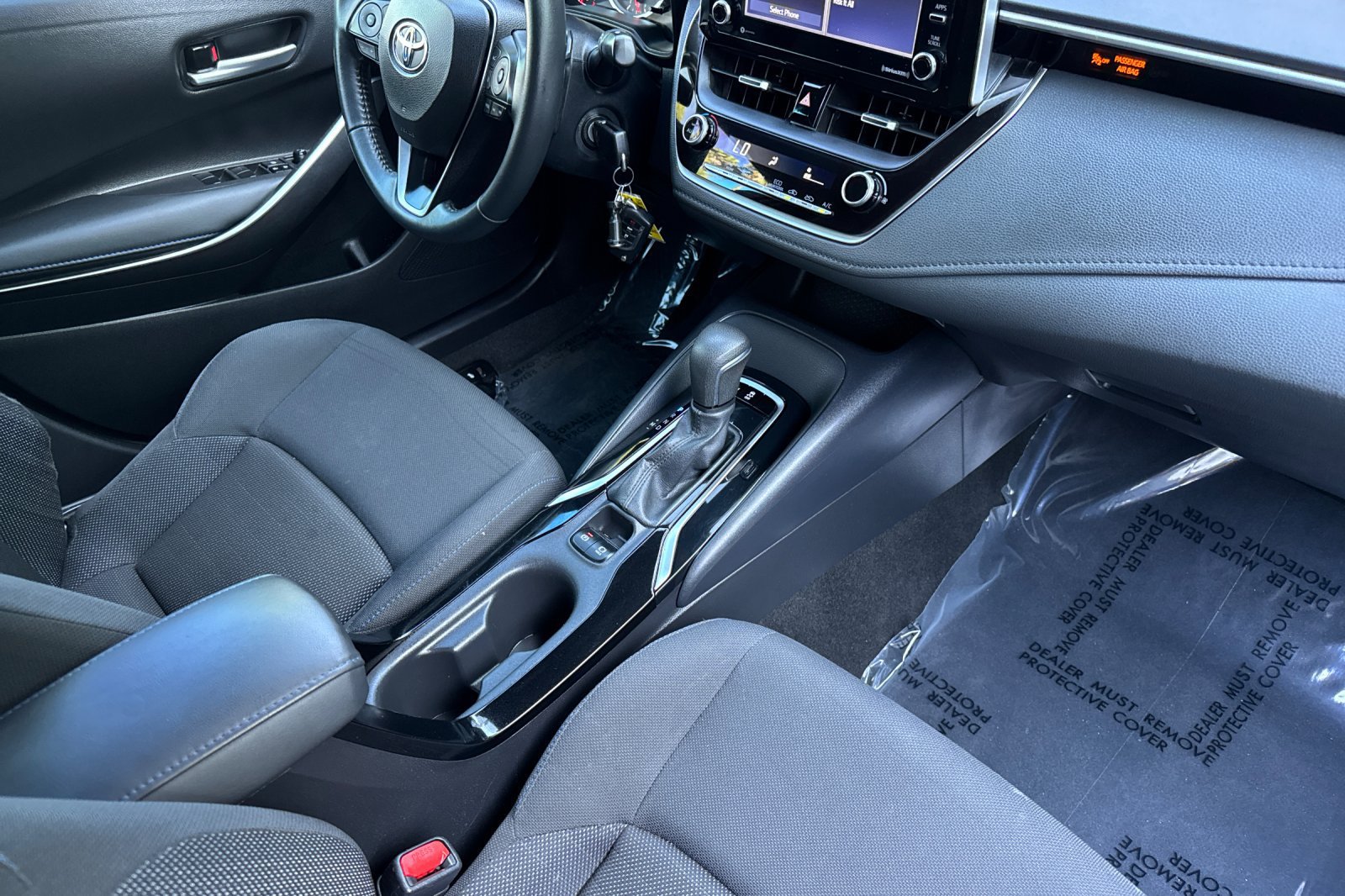 Used 2021 Toyota Corolla SE w/ Carpet Mat Package (TMS) FWD image 17