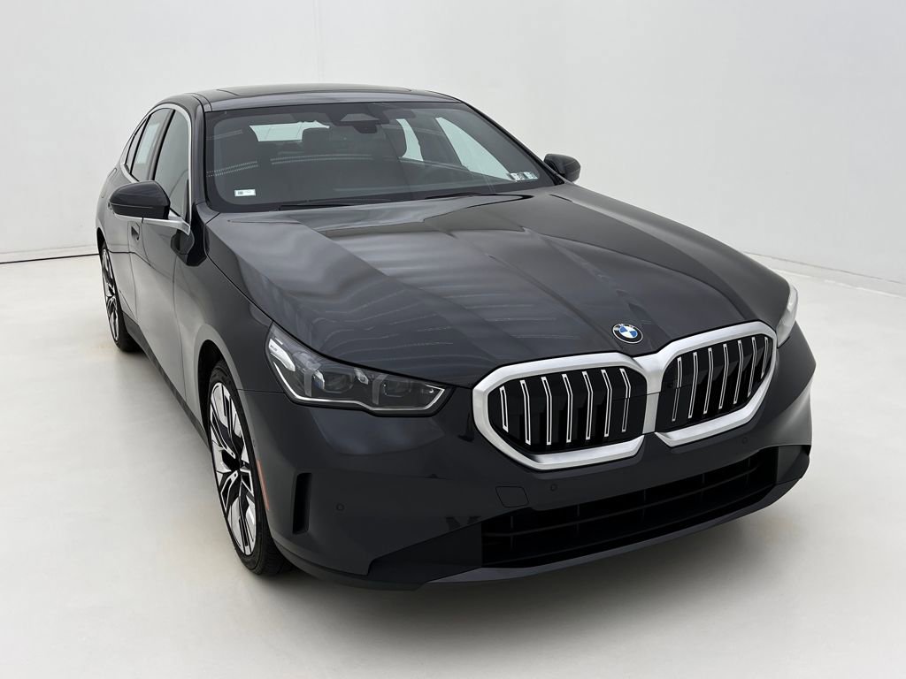 Certified 2026 BMW 530i xDrive w/ Premium Package image 3