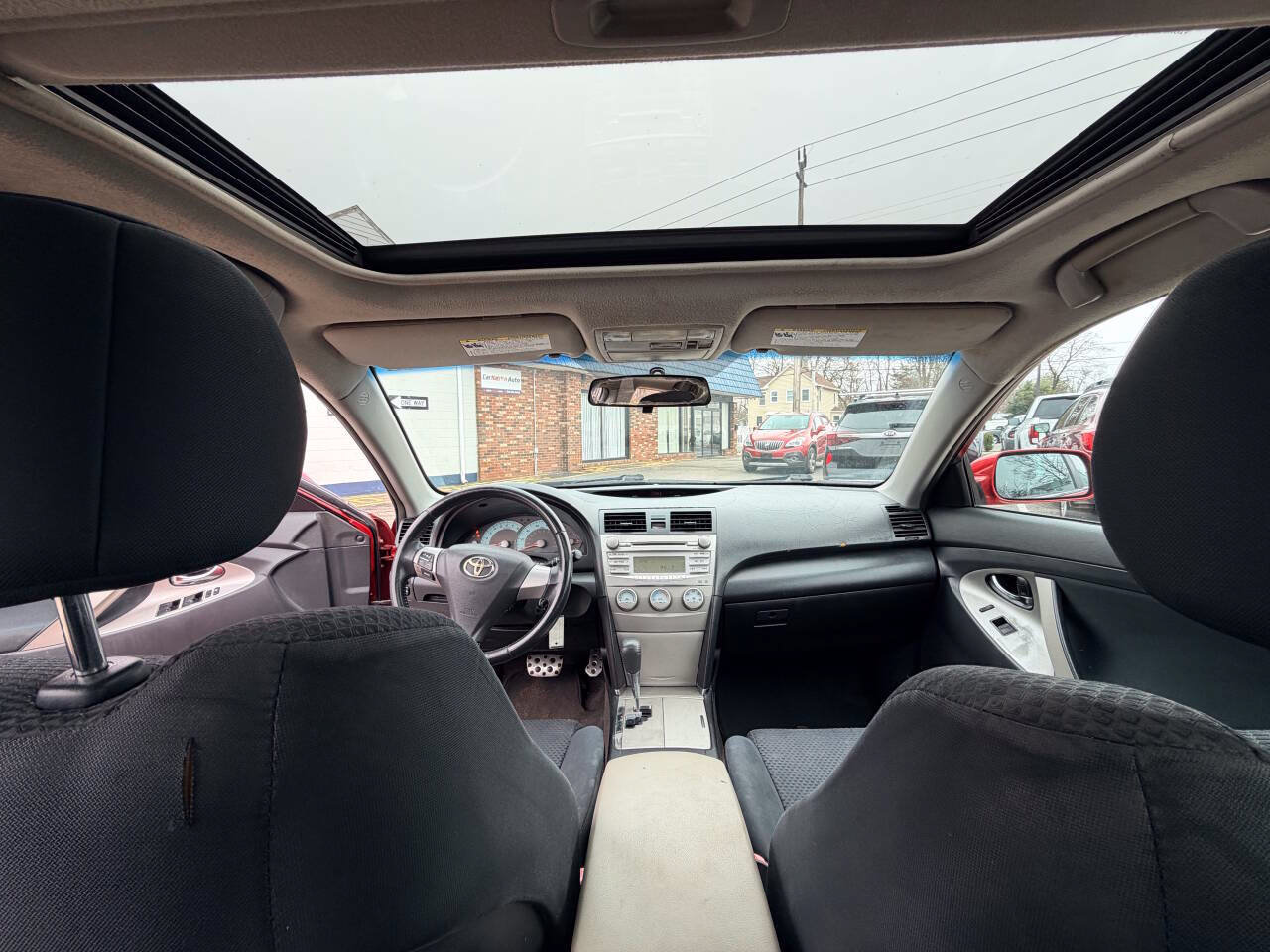 Used 2010 Toyota Camry SE FWD image 20