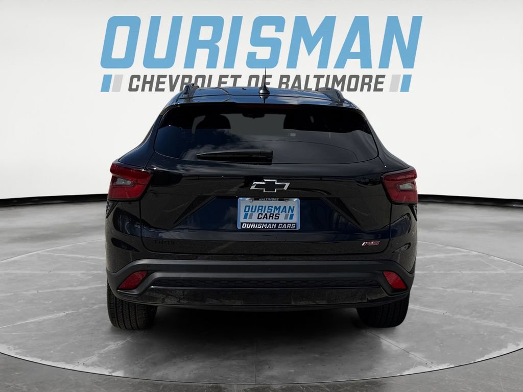 Used 2025 Chevrolet Trax RS w/ Sunroof Package image 5