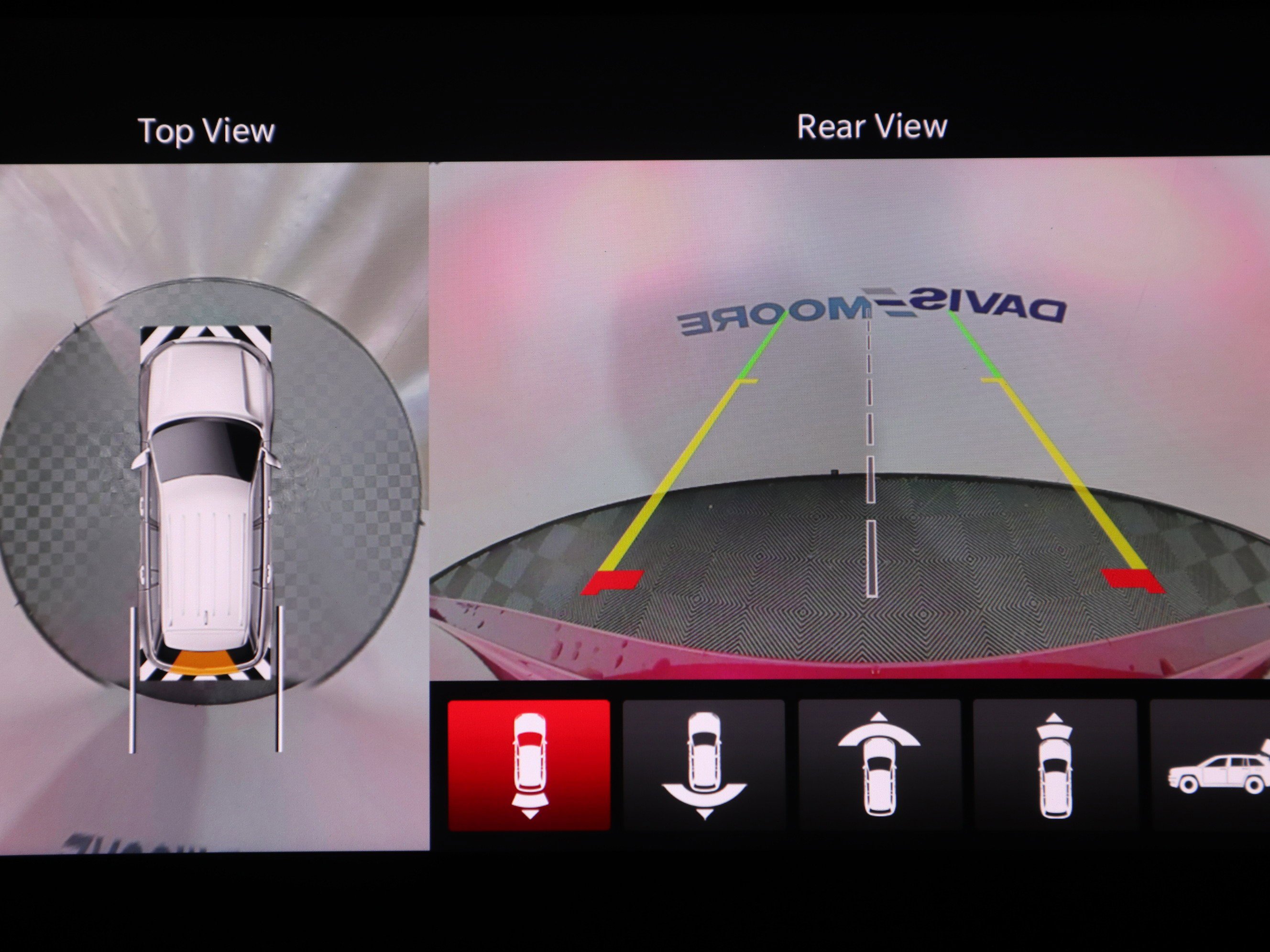 New 2025 Jeep Grand Cherokee Limited w/ Luxury Tech Group II image 25