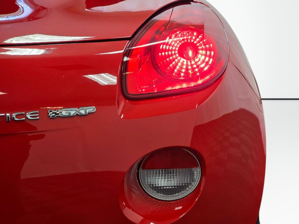 Used 2009 Pontiac Solstice GXP w/ Club Sport Package RWD image 60