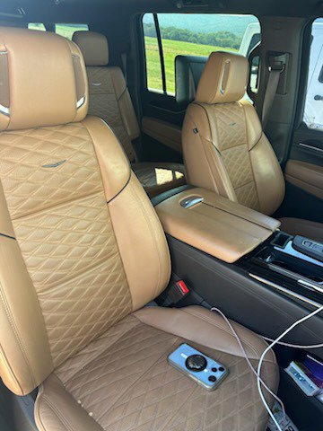 Used 2021 Cadillac Escalade ESV Sport w/ Driver Assist Tech Package AWD/4WD image 7