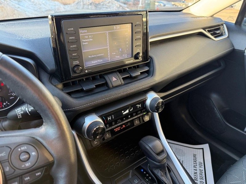 Used 2021 Toyota RAV4 XLE image 25