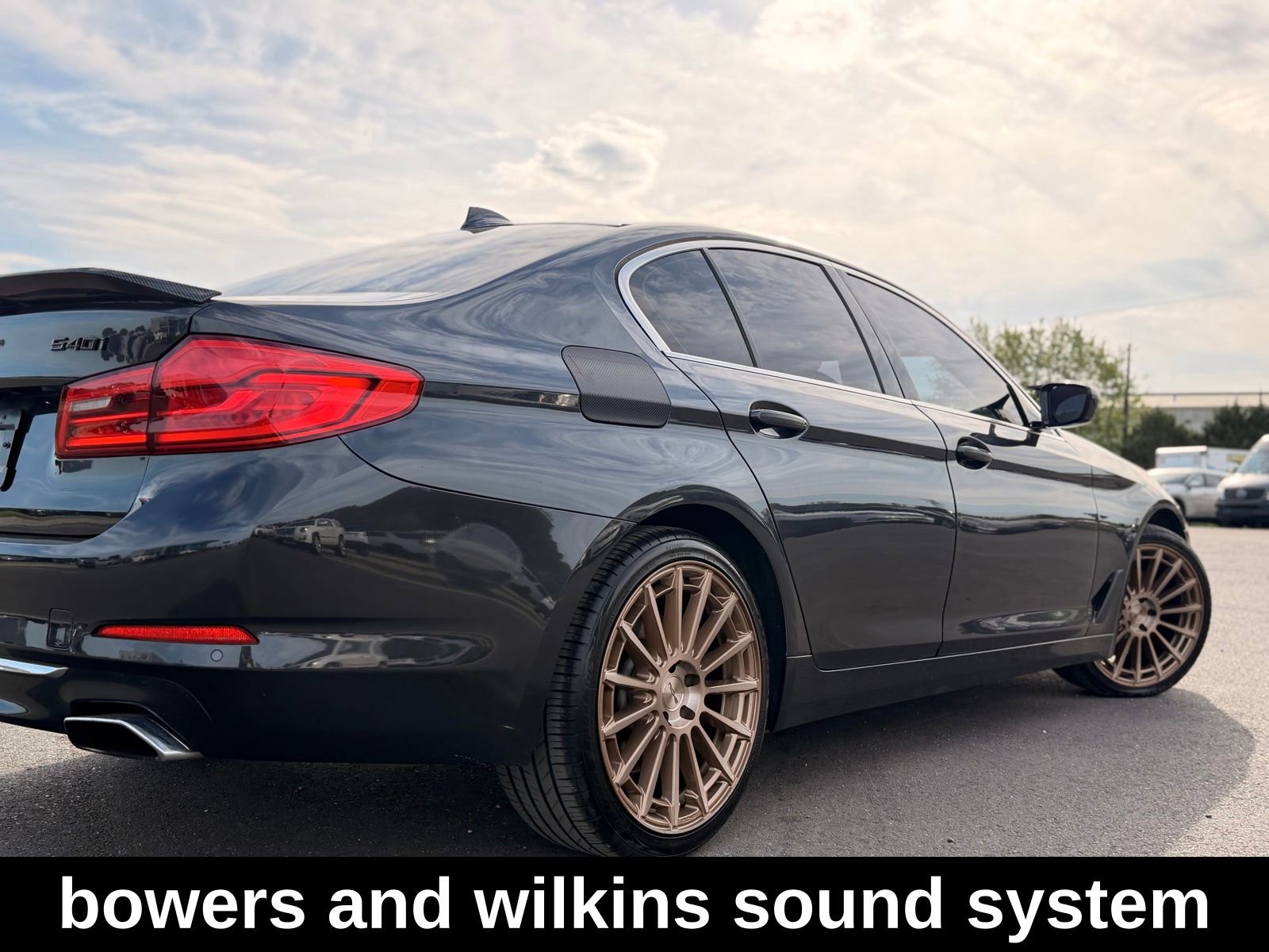 Used 2018 BMW 540i RWD image 3