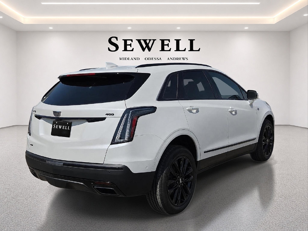 New 2026 Cadillac XT5 Sportv w/ LPO, Onyx Lite Package AWD/4WD image 4