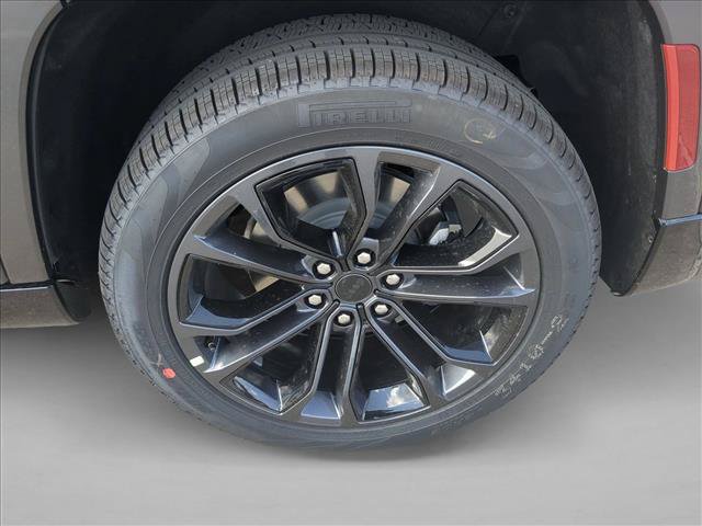 New 2026 Jeep Grand Wagoneer Summit AWD/4WD image 10