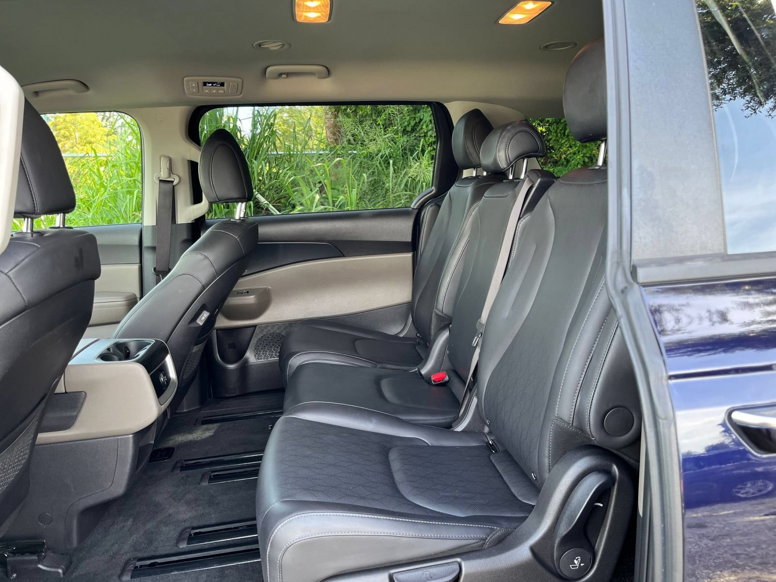 Used 2026 Kia Carnival FWD image 26