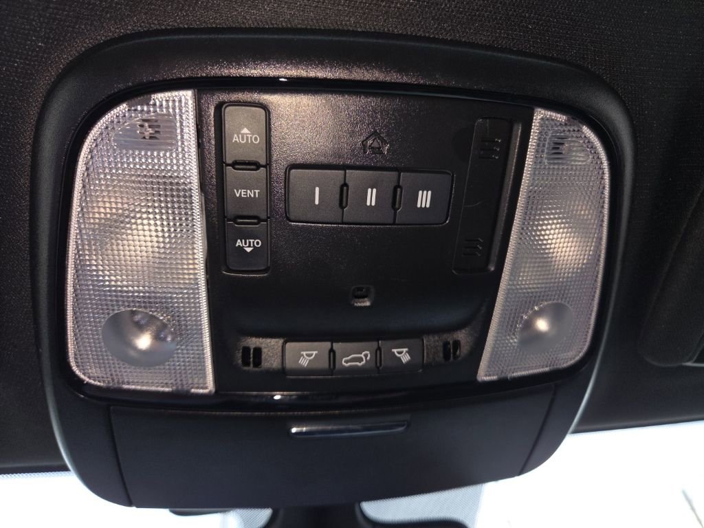 Certified 2025 Dodge Durango GT AWD/4WD image 21