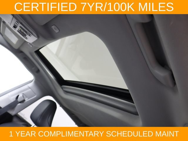 Used 2024 Toyota Highlander XLE FWD image 49