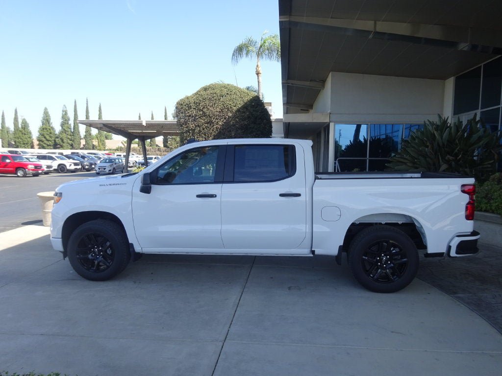 New 2026 Chevrolet Silverado 1500 Custom RWD image 4