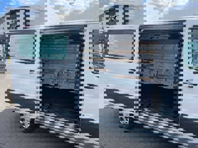 Used 2024 Ford Transit 250 Low Roof w/ Exterior Upgrade Package RWD image 11