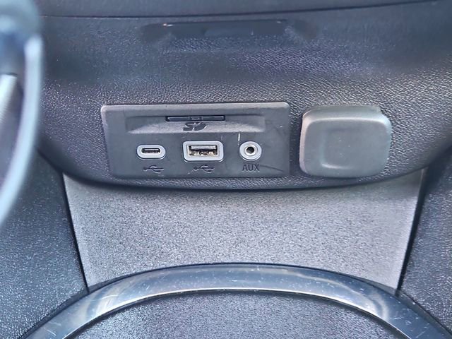 Used 2024 Chevrolet Malibu LT image 28