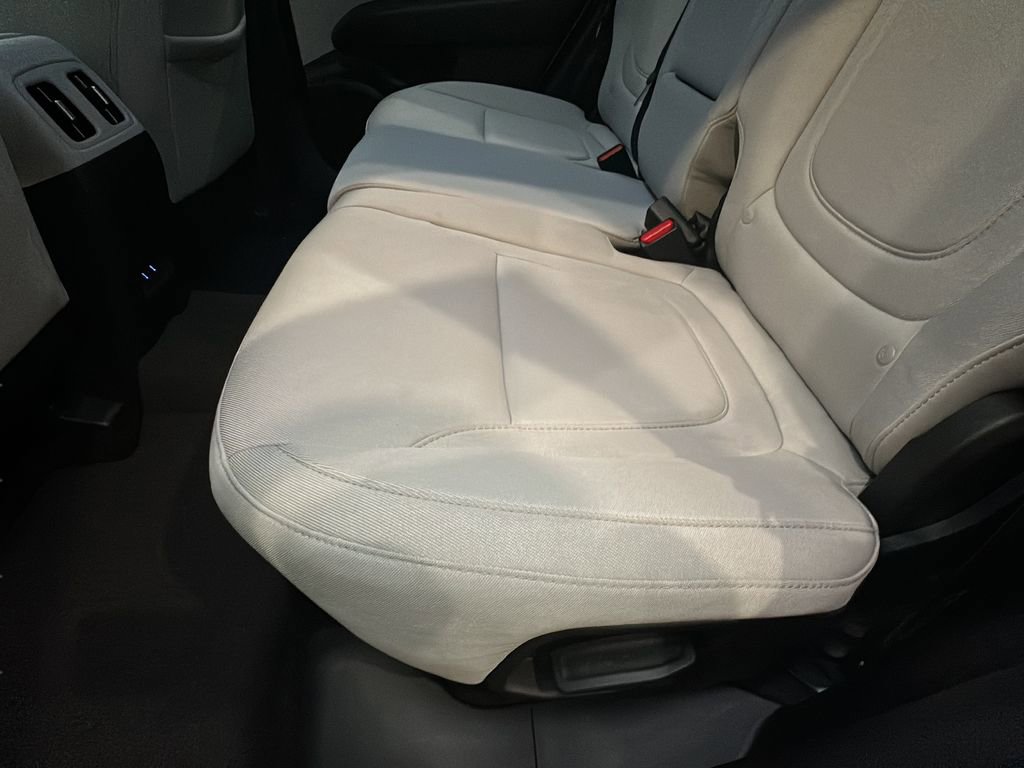 Certified 2025 Hyundai Tucson SEL AWD/4WD image 13