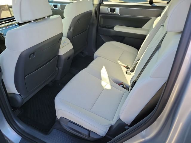 New 2026 Hyundai Santa Fe SE image 18