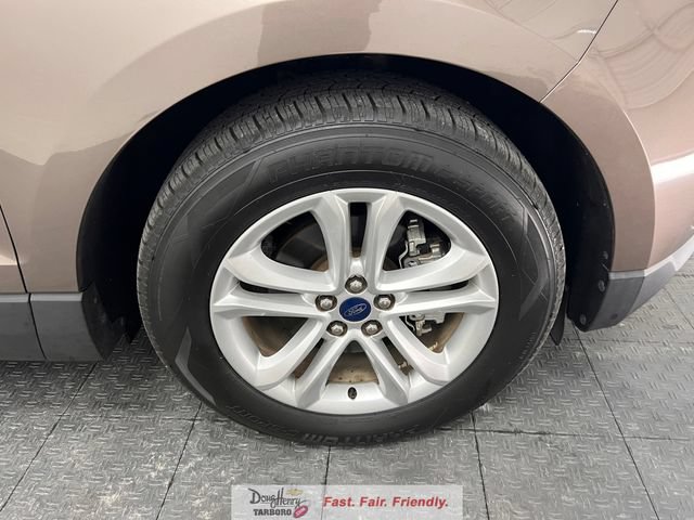 Used 2019 Ford Edge SEL w/ Equipment Group 201A FWD image 20