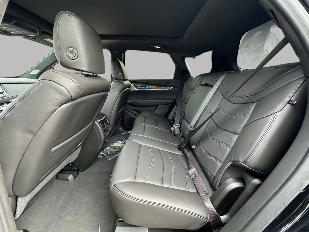 New 2024 Cadillac XT5 Premium Luxury w/ Platinum Package FWD image 13