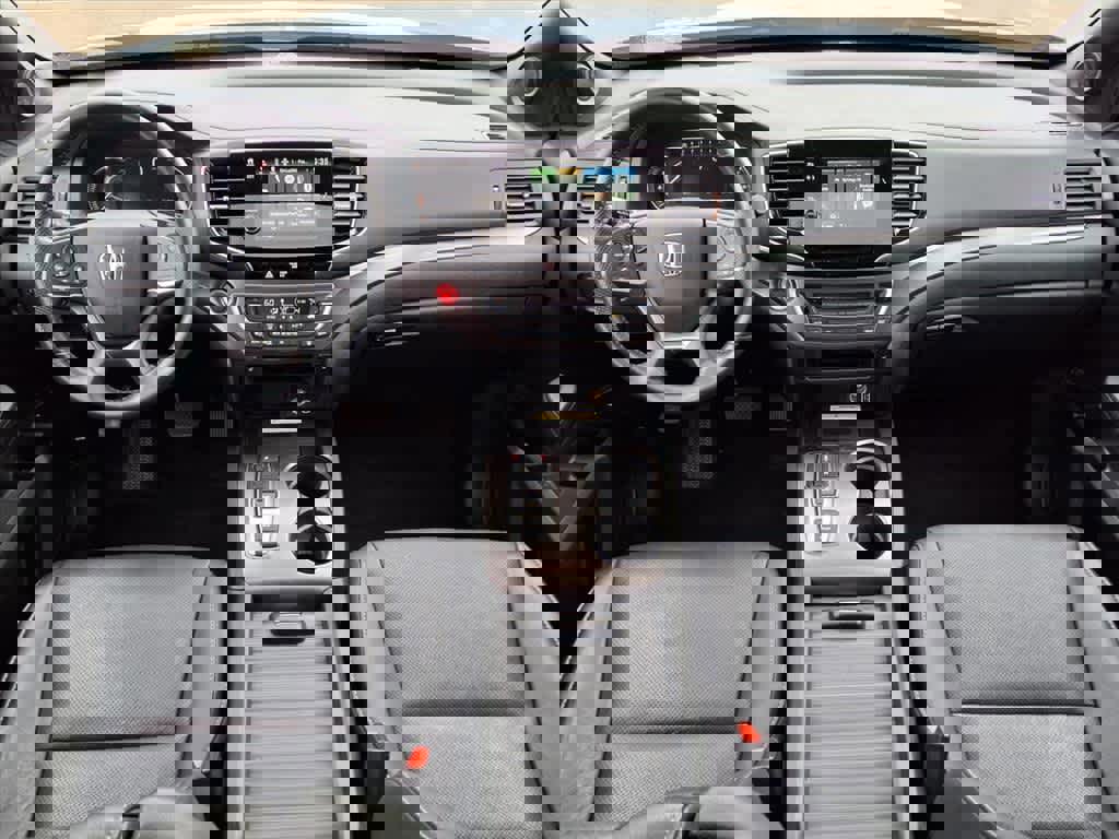 Used 2023 Honda Passport EX-L image 11