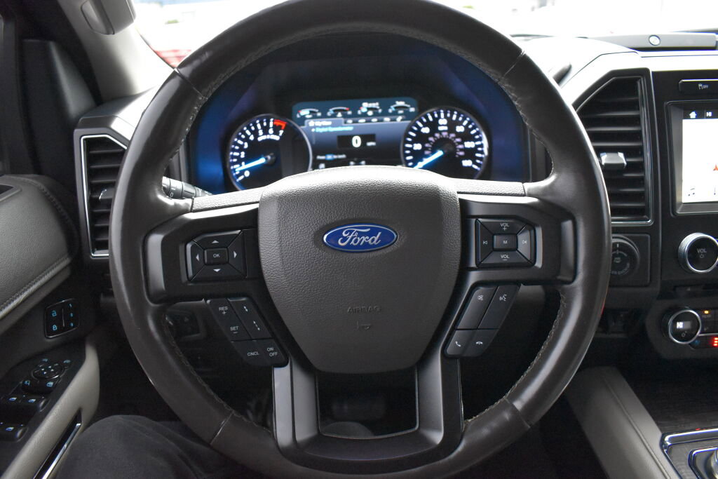 Used 2018 Ford Expedition Limited w/ Equipment Group 302A image 17