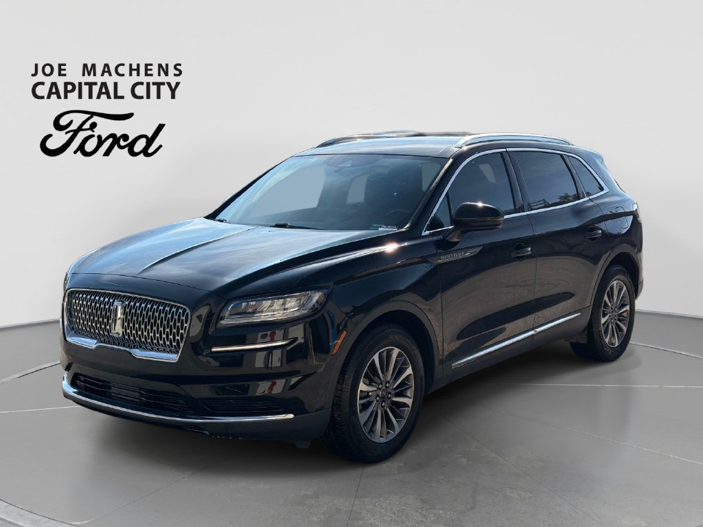 Used 2023 Lincoln Nautilus AWD w/ Premium Package image 9