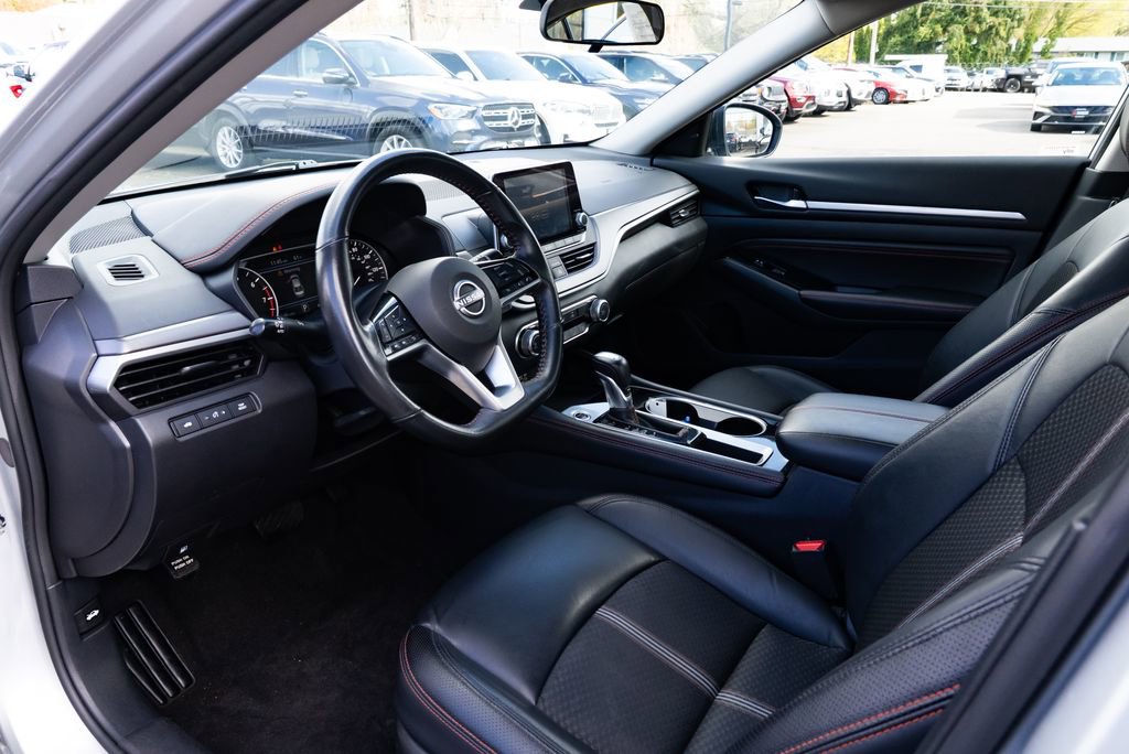 Used 2023 Nissan Altima 2.5 SR image 19