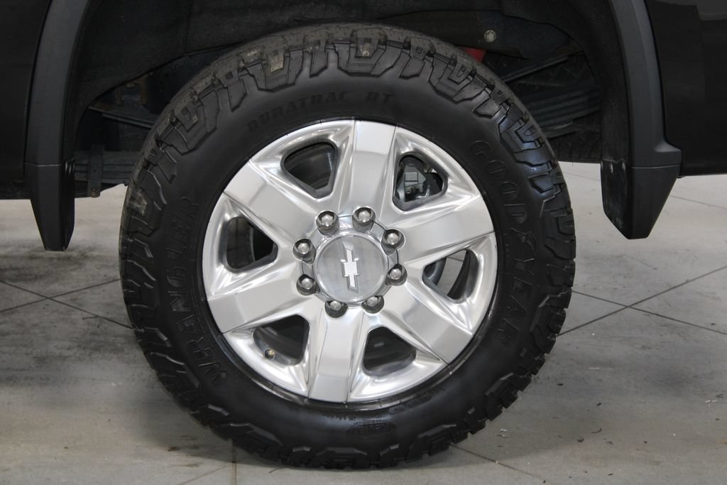 Used 2020 Chevrolet Silverado 3500 LTZ AWD/4WD image 19