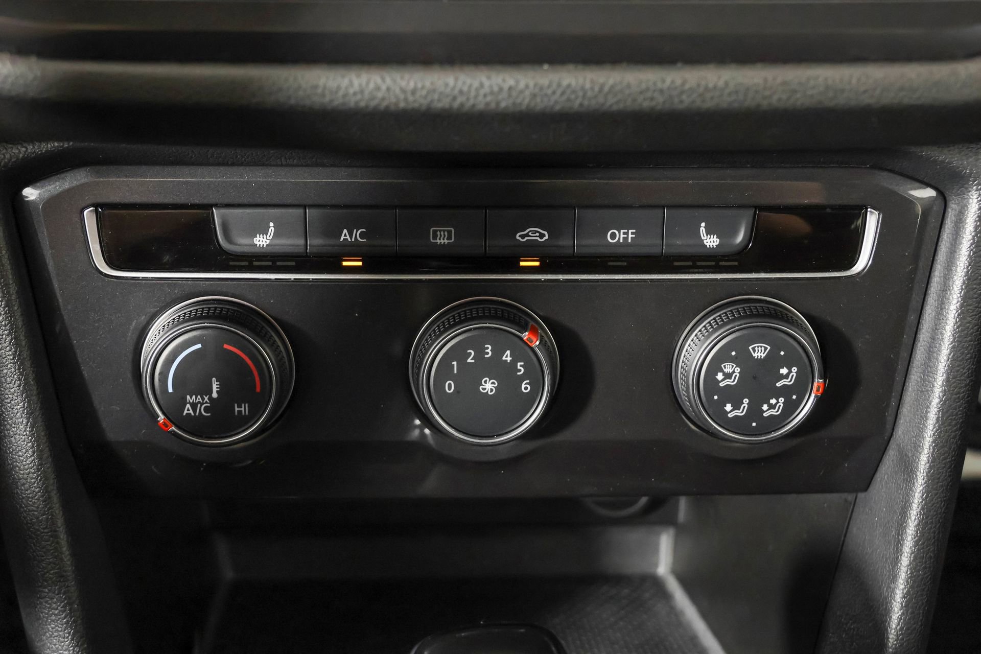 Used 2024 Volkswagen Tiguan S AWD/4WD image 30