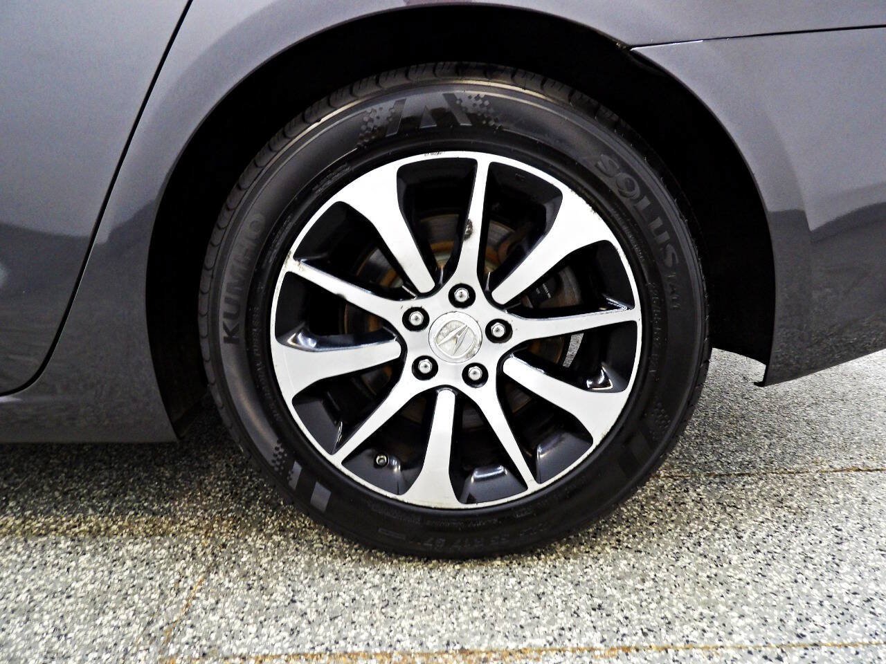 Used 2015 Acura TLX w/ Technology Package FWD image 29