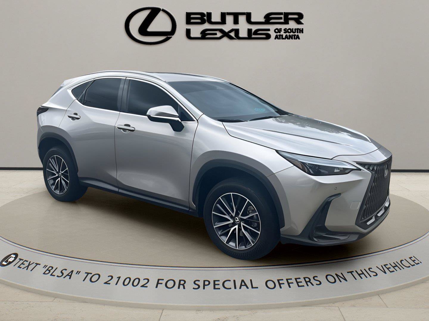 Used 2025 Lexus NX 250 FWD w/ Accessory Package (2T) image 3