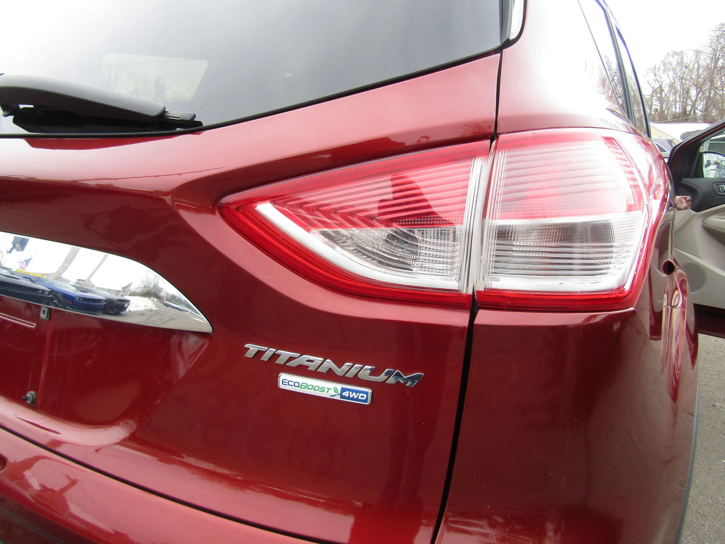 Used 2016 Ford Escape Titanium image 11