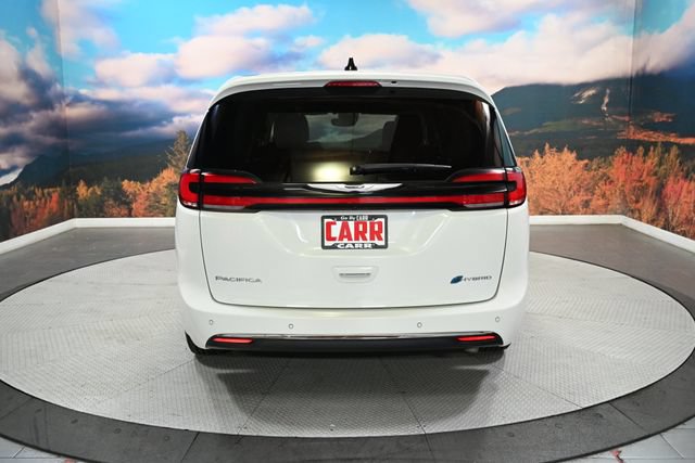 Used 2023 Chrysler Pacifica Limited FWD image 6