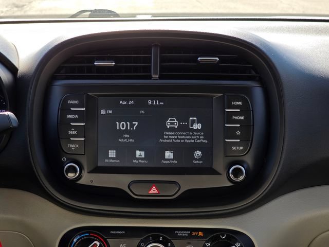 Used 2020 Kia Soul LX FWD image 20