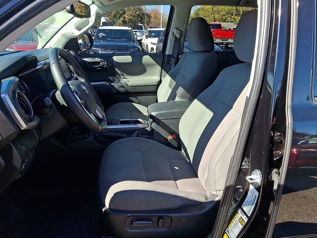 Used 2023 Toyota Tacoma SR5 image 10