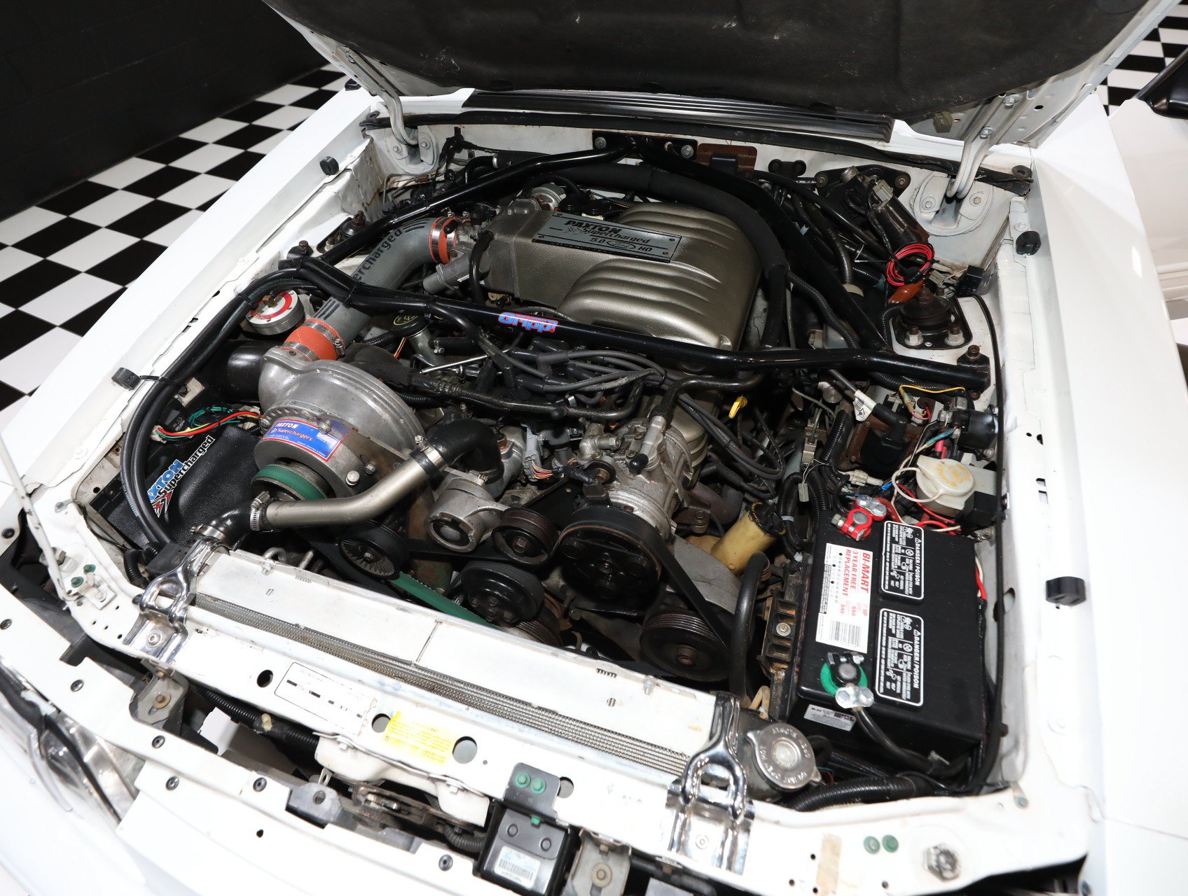 Used 1992 Ford Mustang GT RWD image 2