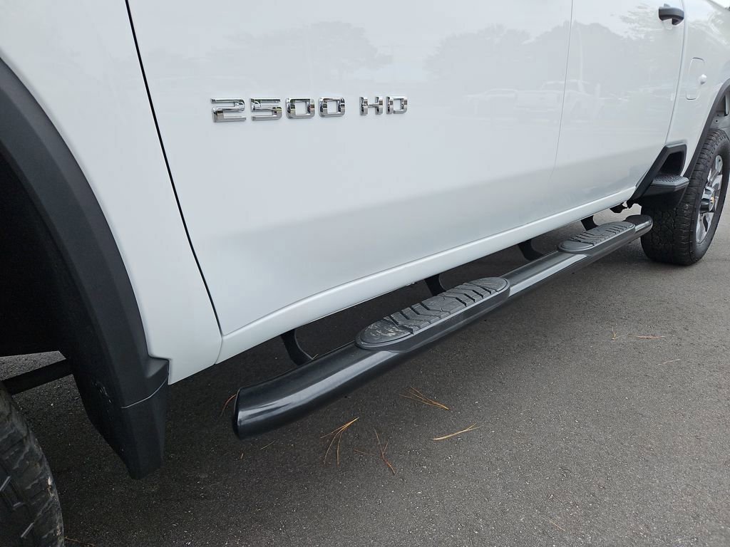 Used 2024 Chevrolet Silverado 2500 Custom w/ Custom Value Package image 30