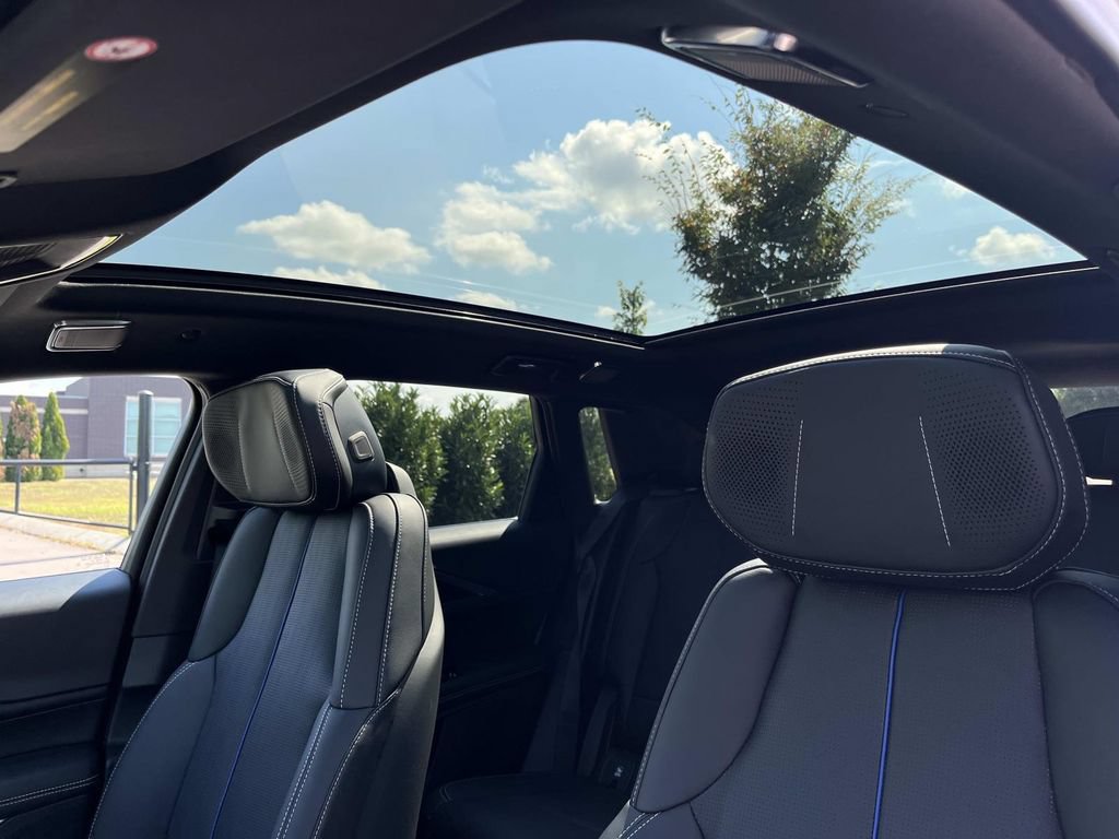 New 2026 Cadillac Lyriq Premium Luxury AWD/4WD image 26